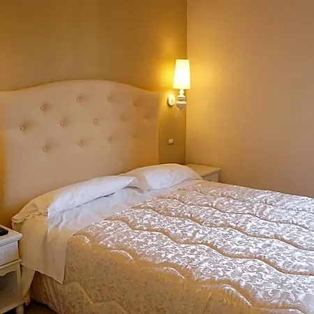Aurora 3* Pavia